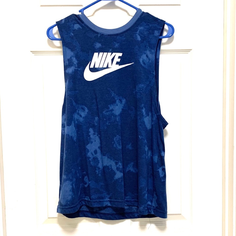 Muscle Tee